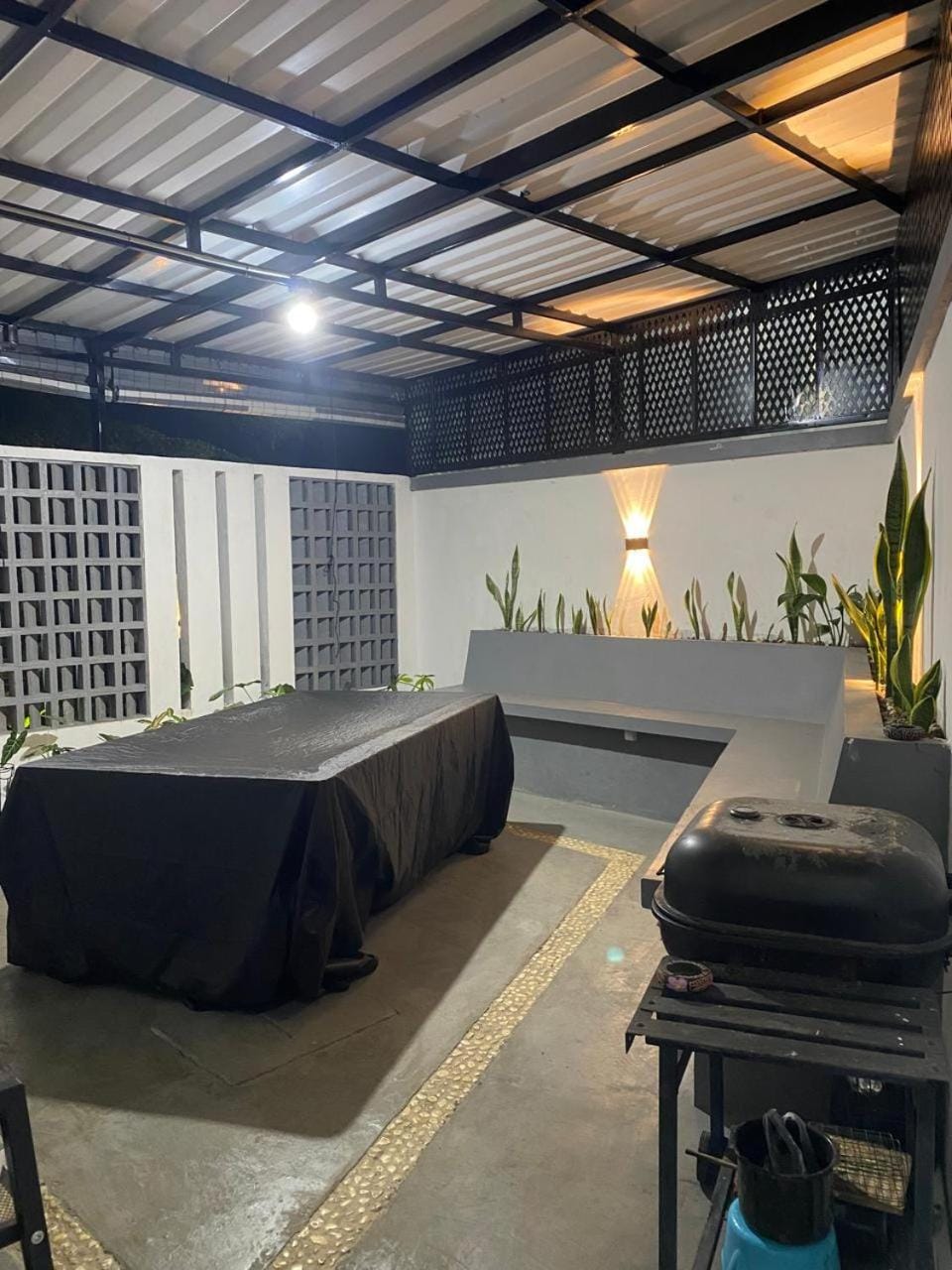 BBQ facilities, Billiard, Game Room