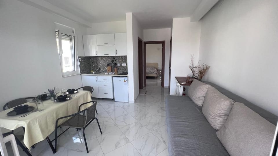 Kitchen or kitchenette, Living room, Dining area