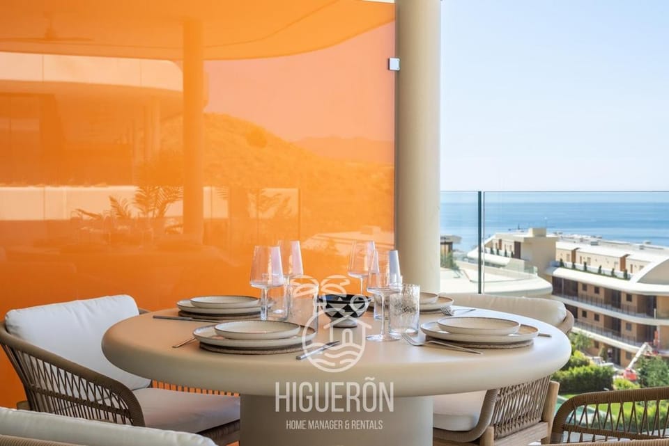 HigueronRentals Valley Dorado Apartment in Costa del Sol