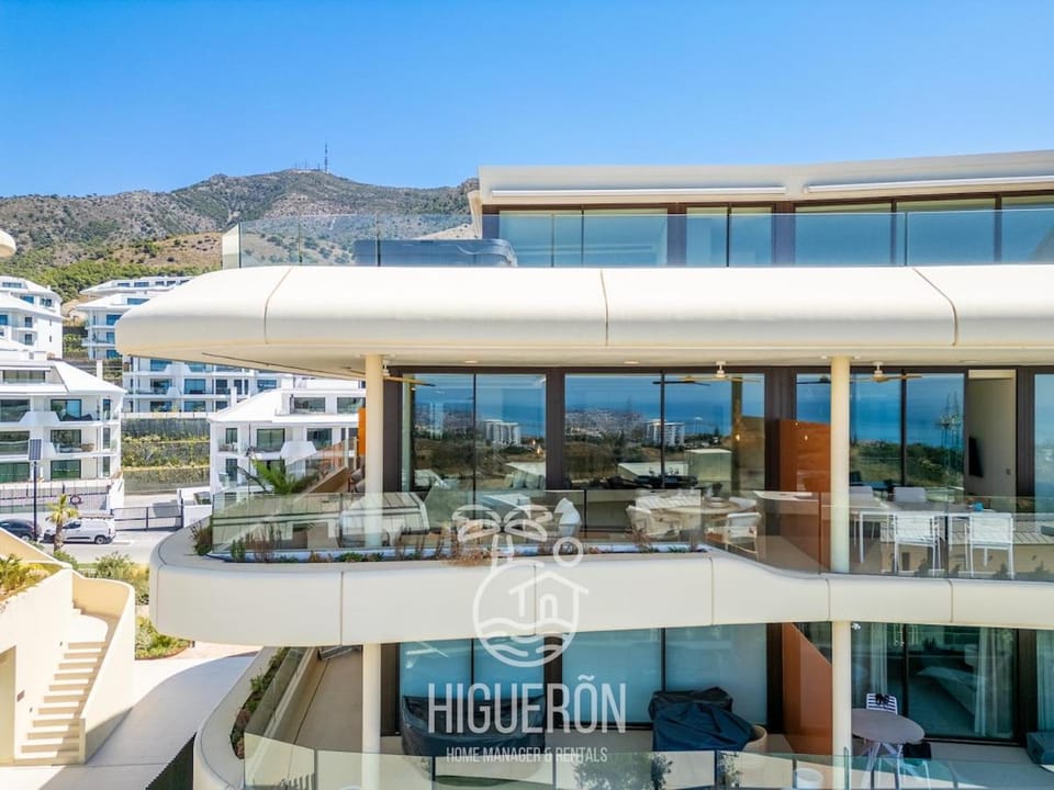 HigueronRentals Valley Dorado Apartment in Costa del Sol