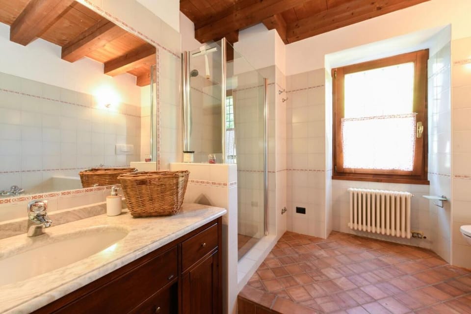Bathroom, Bath