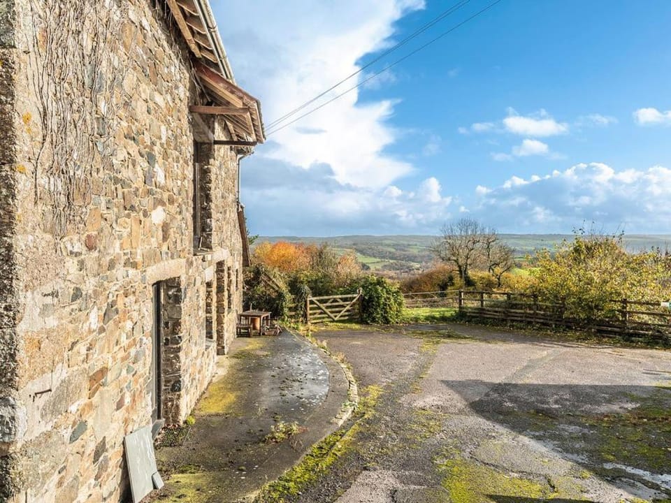 Property building, Day, Natural landscape