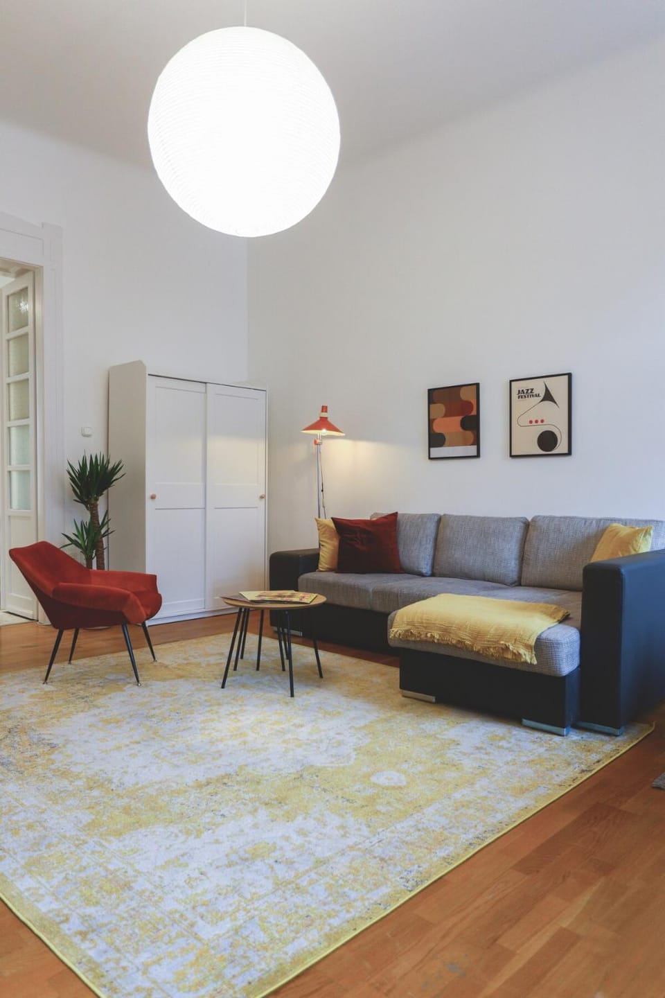 City Center Lovely Balcony Flat Apartment in Budapest