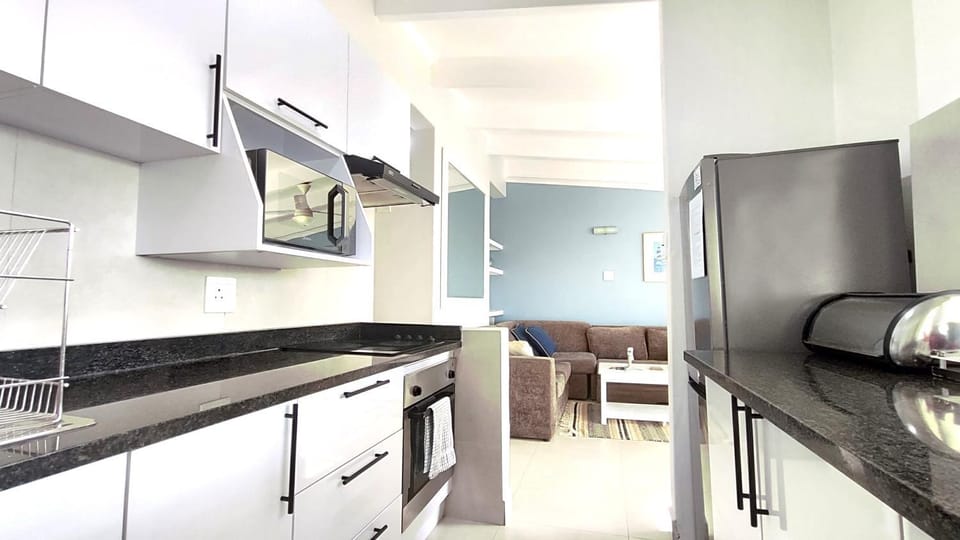 Kitchen or kitchenette, oven, toaster