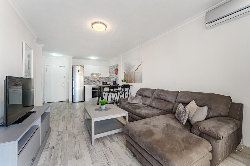 TV and multimedia, Living room, air conditioner