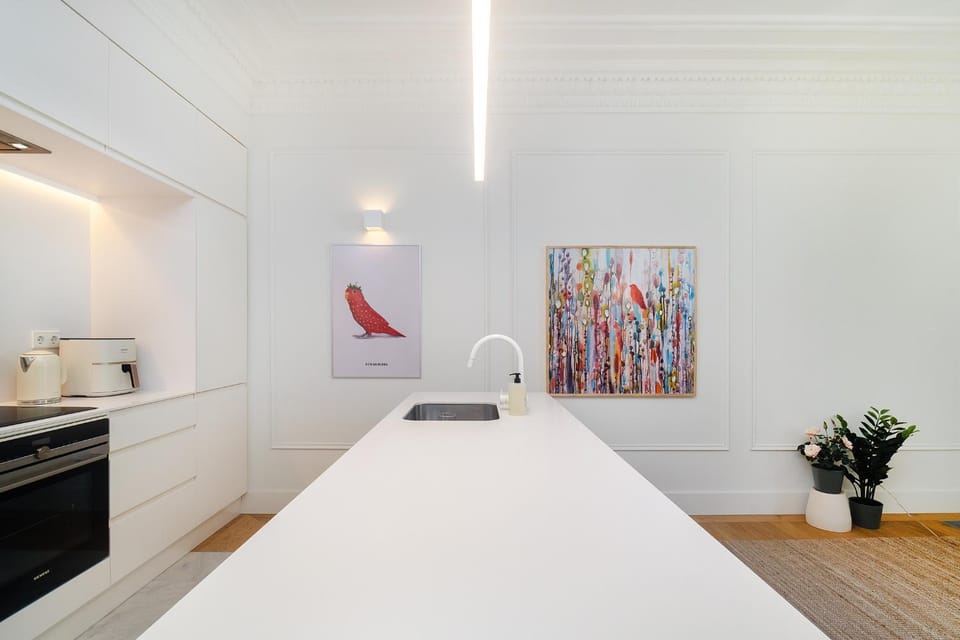 Kitchen or kitchenette, oven, stove