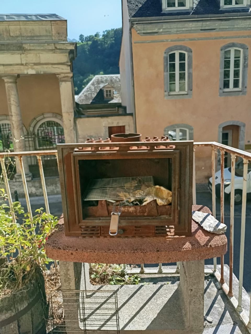 BBQ facilities, Balcony/Terrace