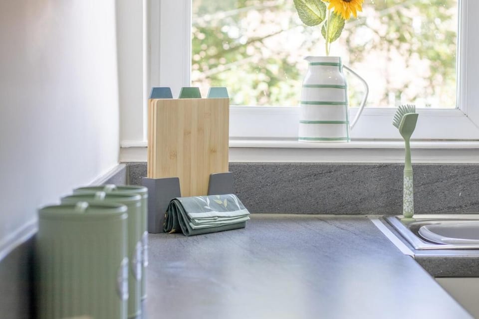 Leven Loft - 2 Bed Flat in Coatbridge Apartment in Coatbridge