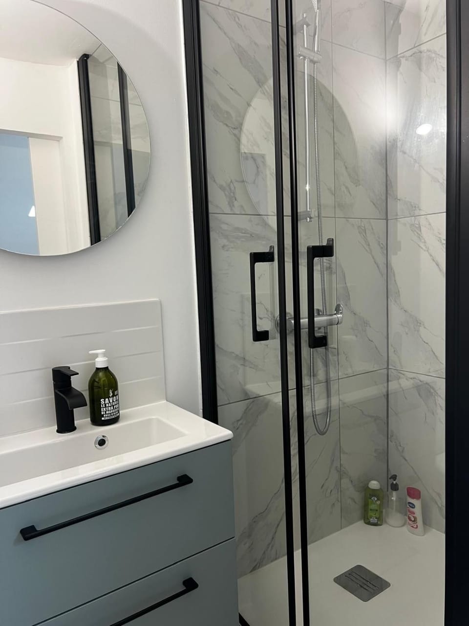 Shower, Bathroom