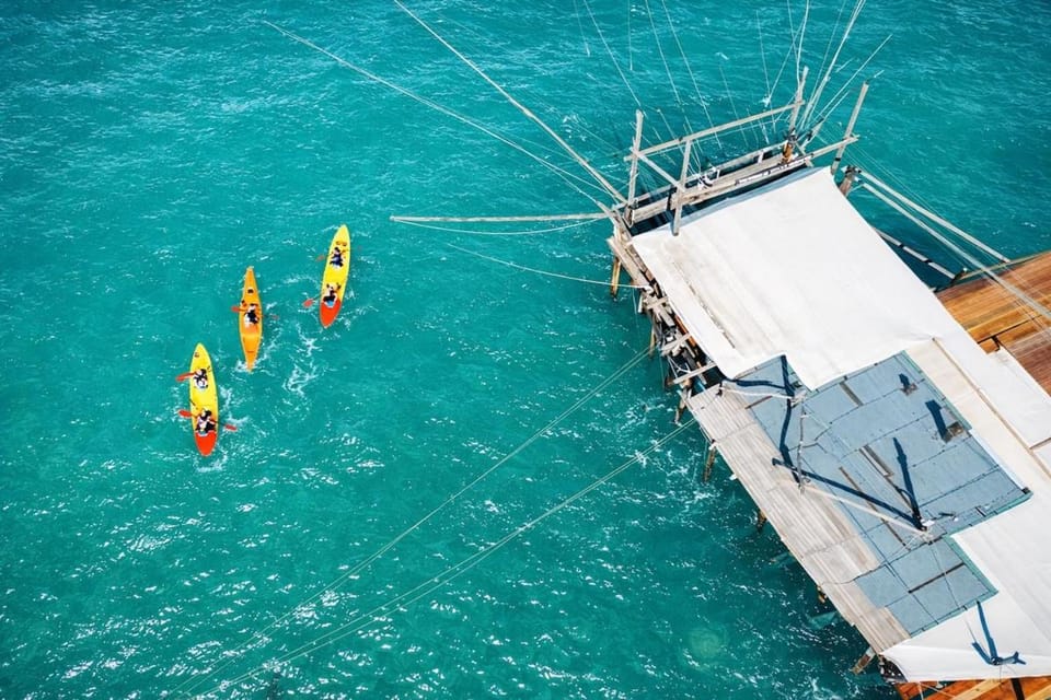 Activities, Sea view, group of guests