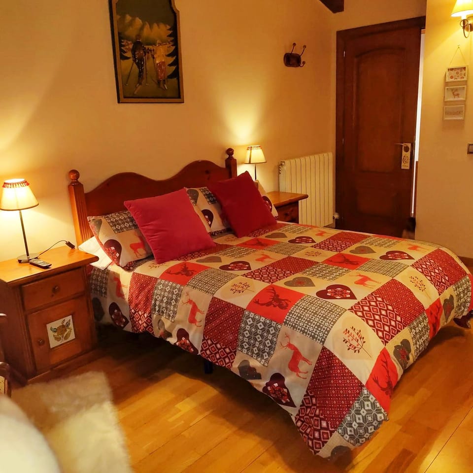 La Llardana Country House in Catalonia
