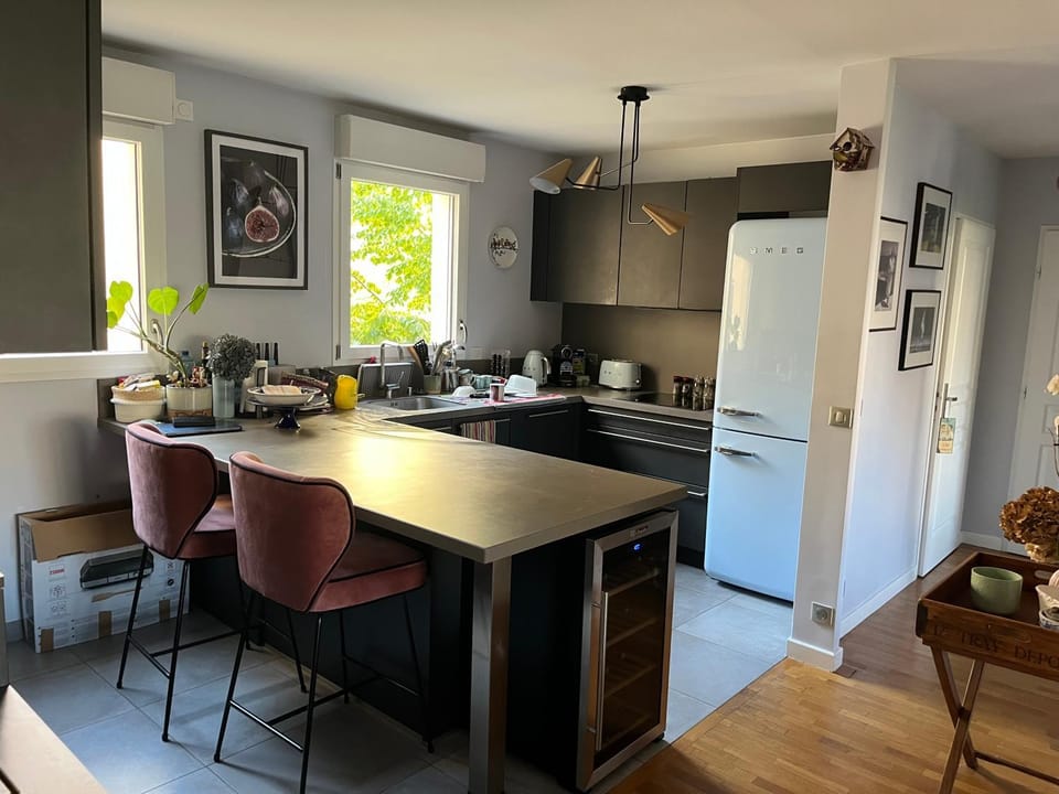 Chez l habitant chambre et salle de bains autonomes Vacation rental in Levallois-Perret