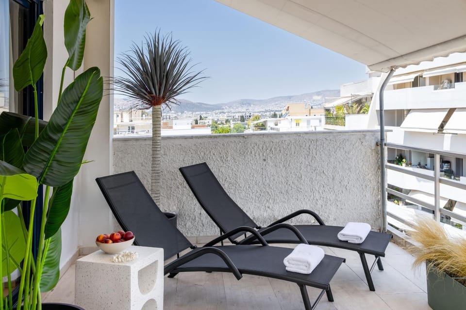Patio, View (from property/room), Balcony/Terrace, sunbed