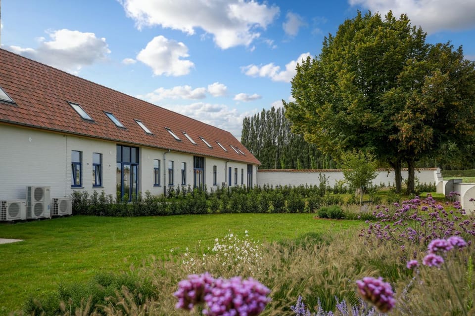 Property building, Spring, Day, Natural landscape, Garden, Garden view