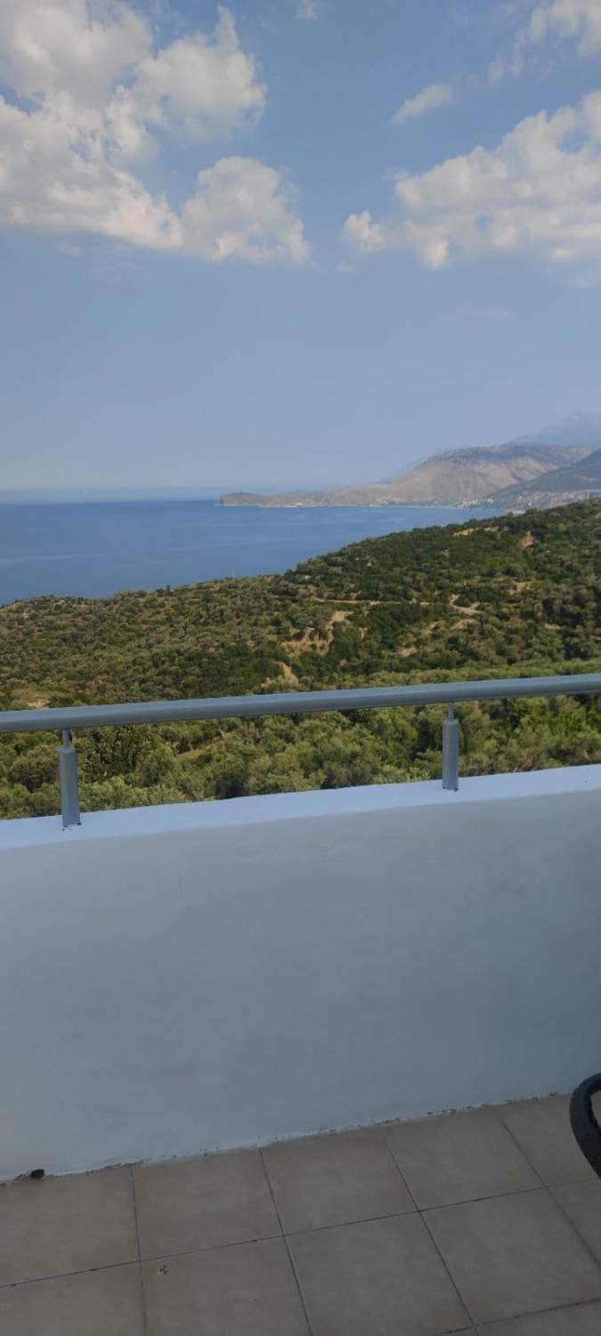 Natural landscape, Balcony/Terrace, Sea view