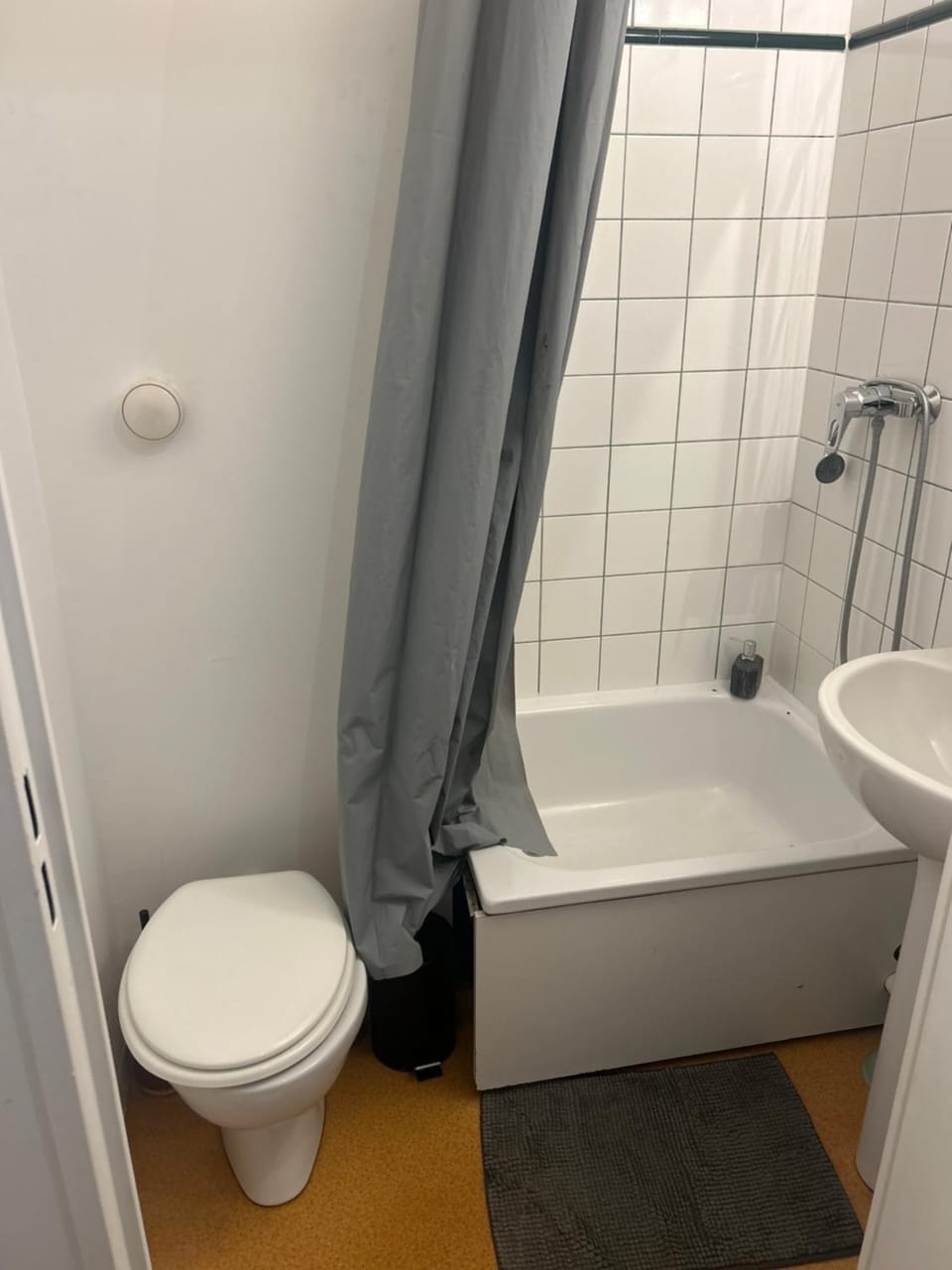 Petit Studio 7min Disneyland Paris Apartment in Bussy-Saint-Georges