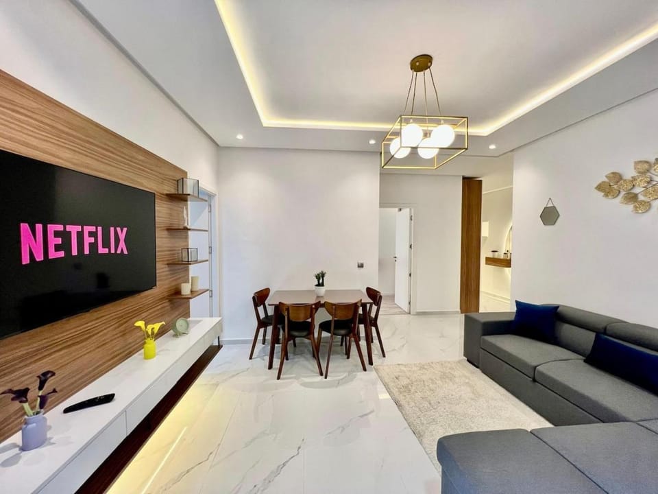 TV and multimedia, Living room, Dining area