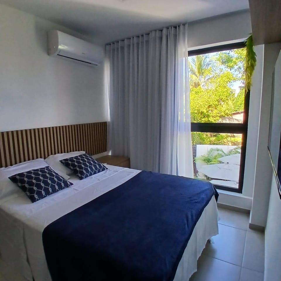 Bed, Bedroom, air conditioner