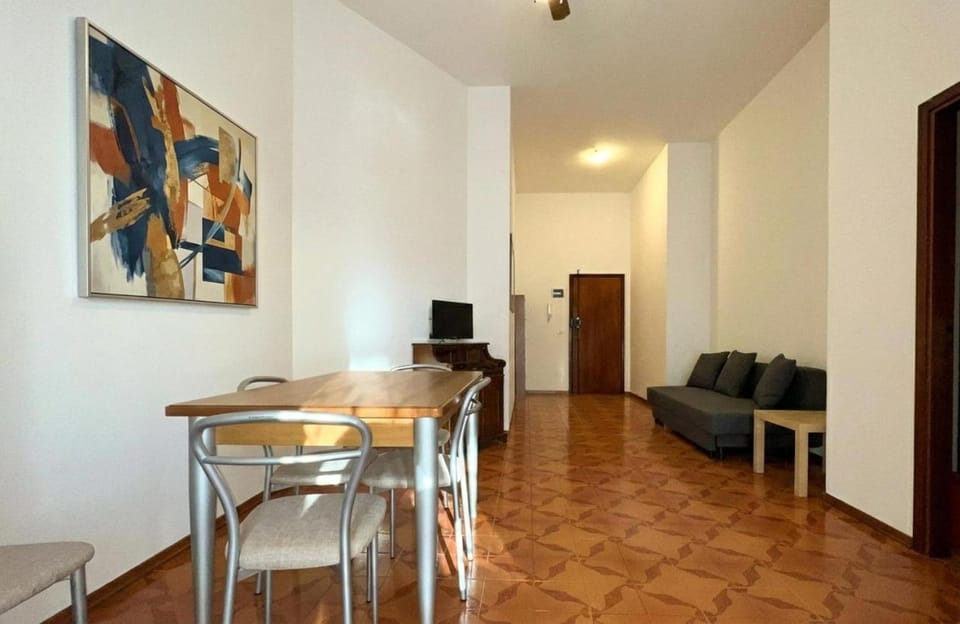 Day, Living room, Seating area, Time of day