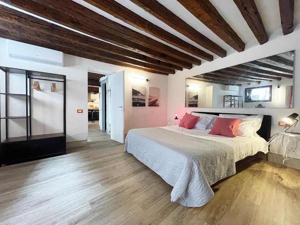 Ca' Consorti ai Gesuiti - 2 bedrooms on the Lagoon stage Apartment in Venice
