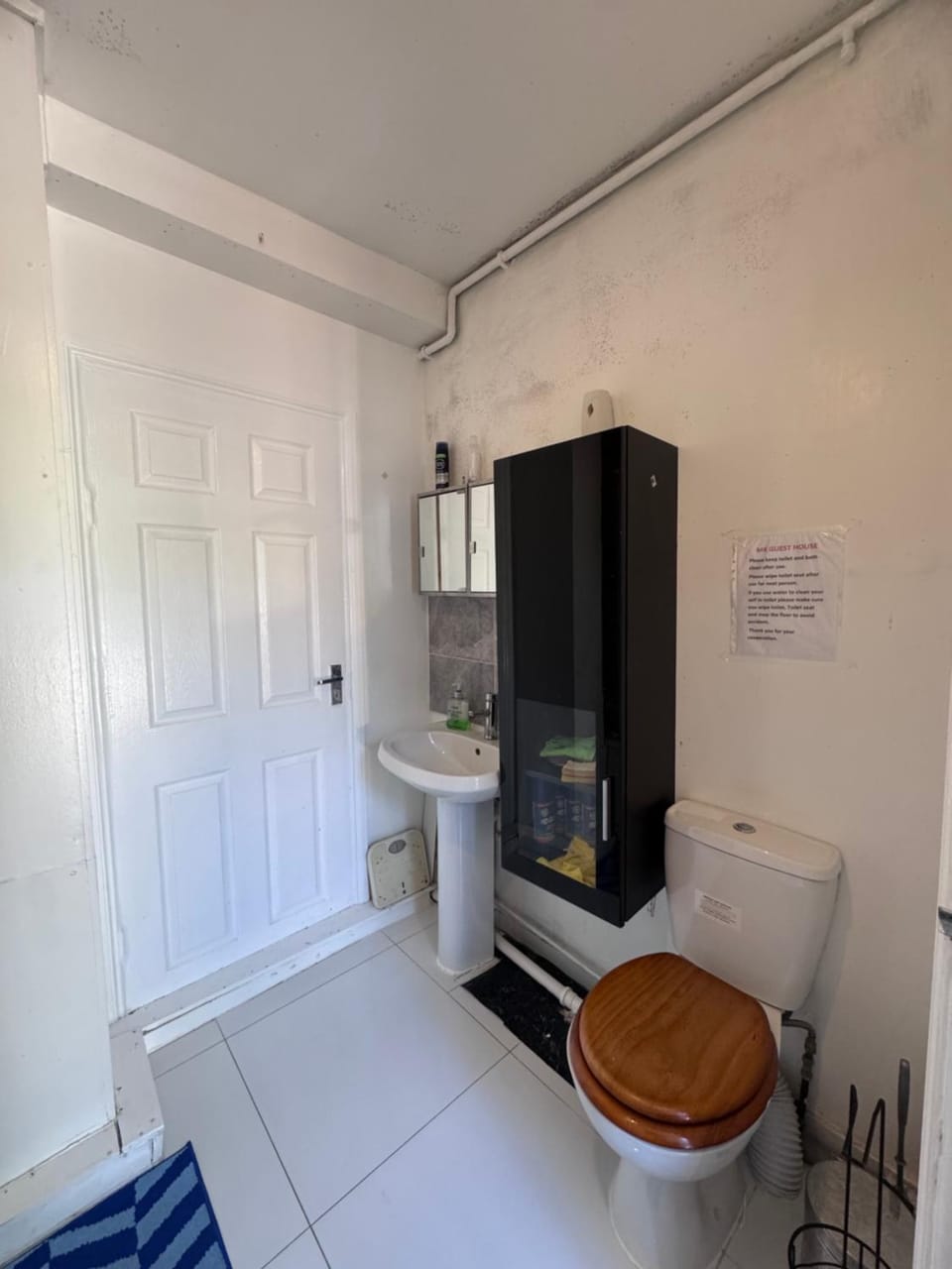 Private Double Room Vacation rental in London Borough of Croydon