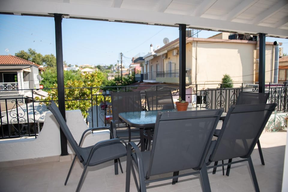 Perdika's Nest Apartment in Peloponnese, Western Greece and the Ionian