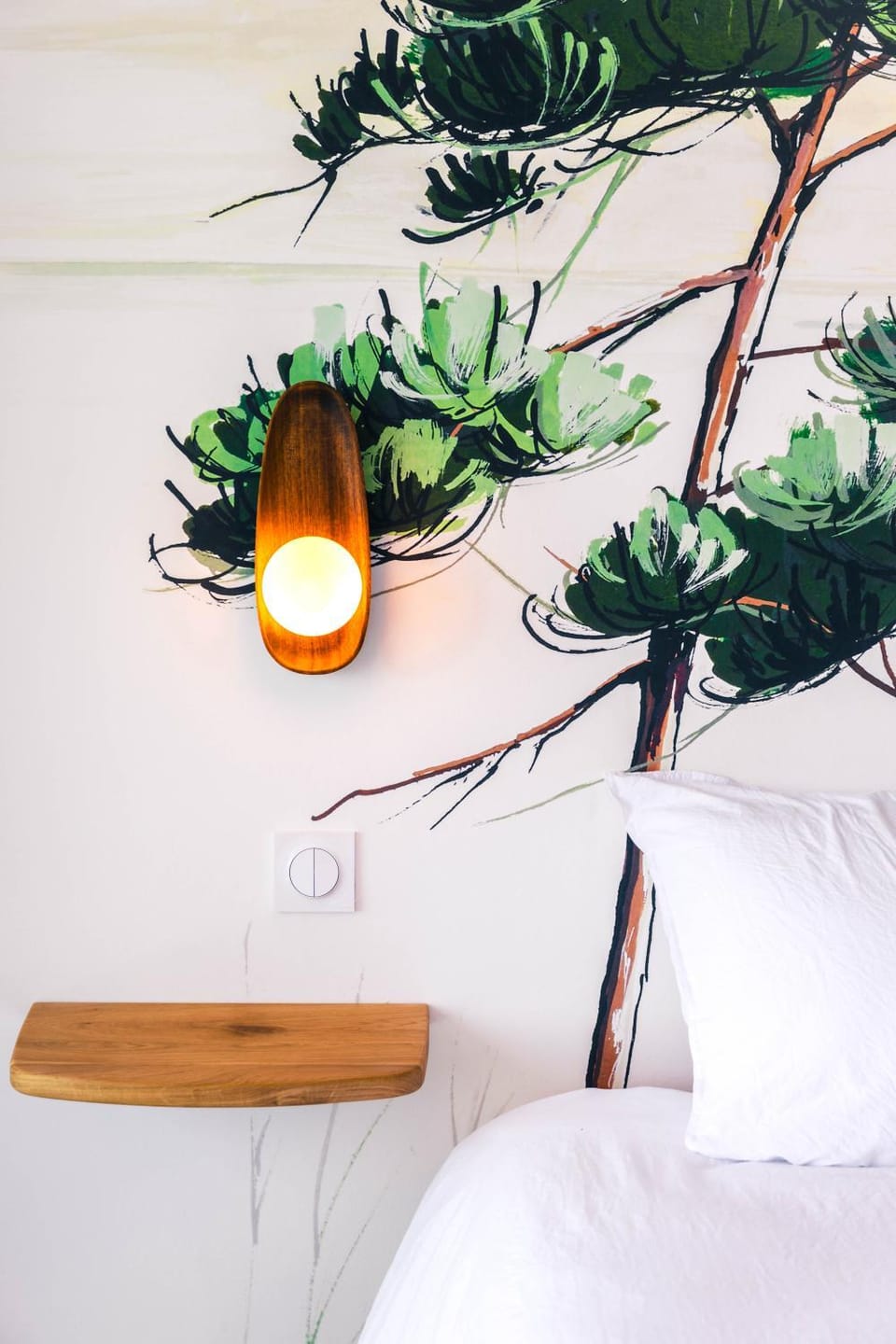 Bed, Decorative detail, Bedroom