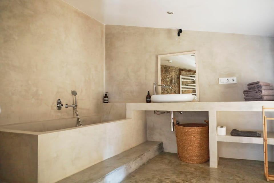 Bathroom, Bath, towels
