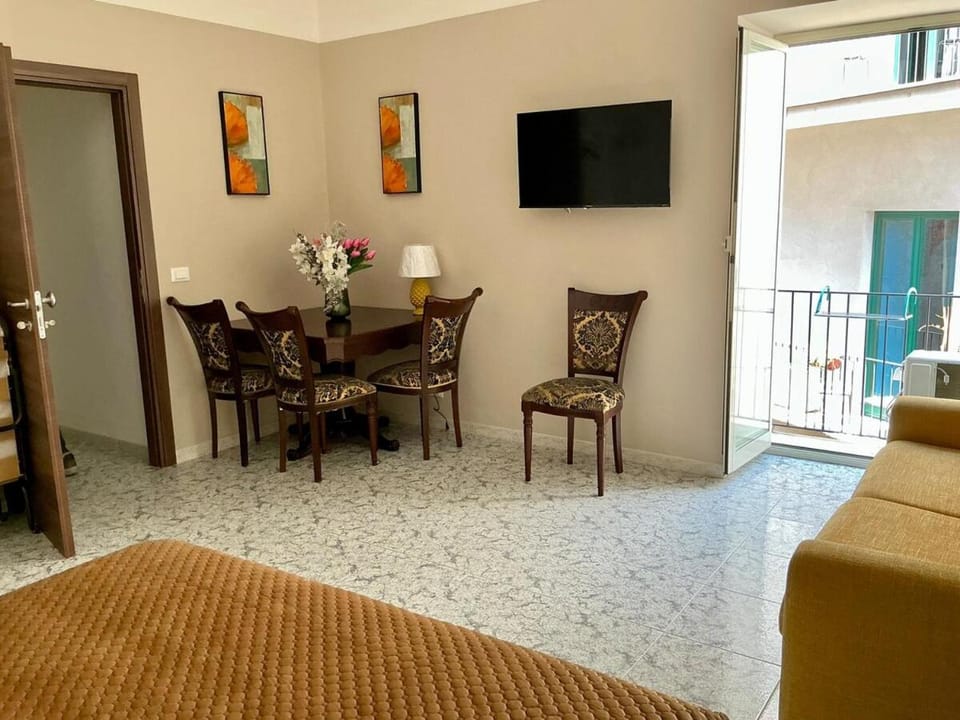 TV and multimedia, Bedroom