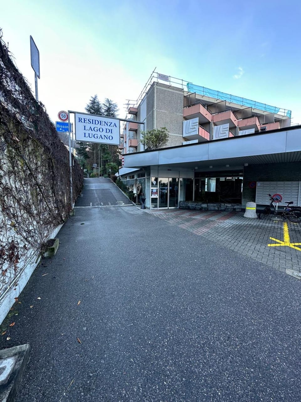 Property building, Street view, Parking