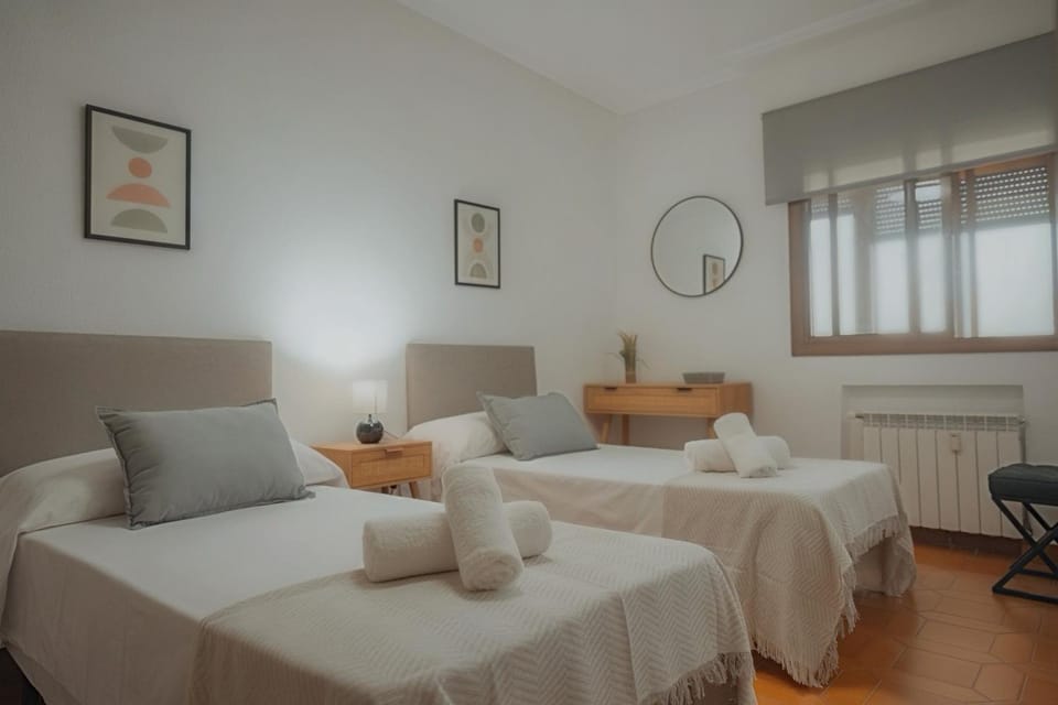 Mirador de Cánovas Apartment in Cáceres‎