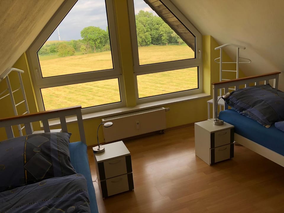 Bed, Garden view