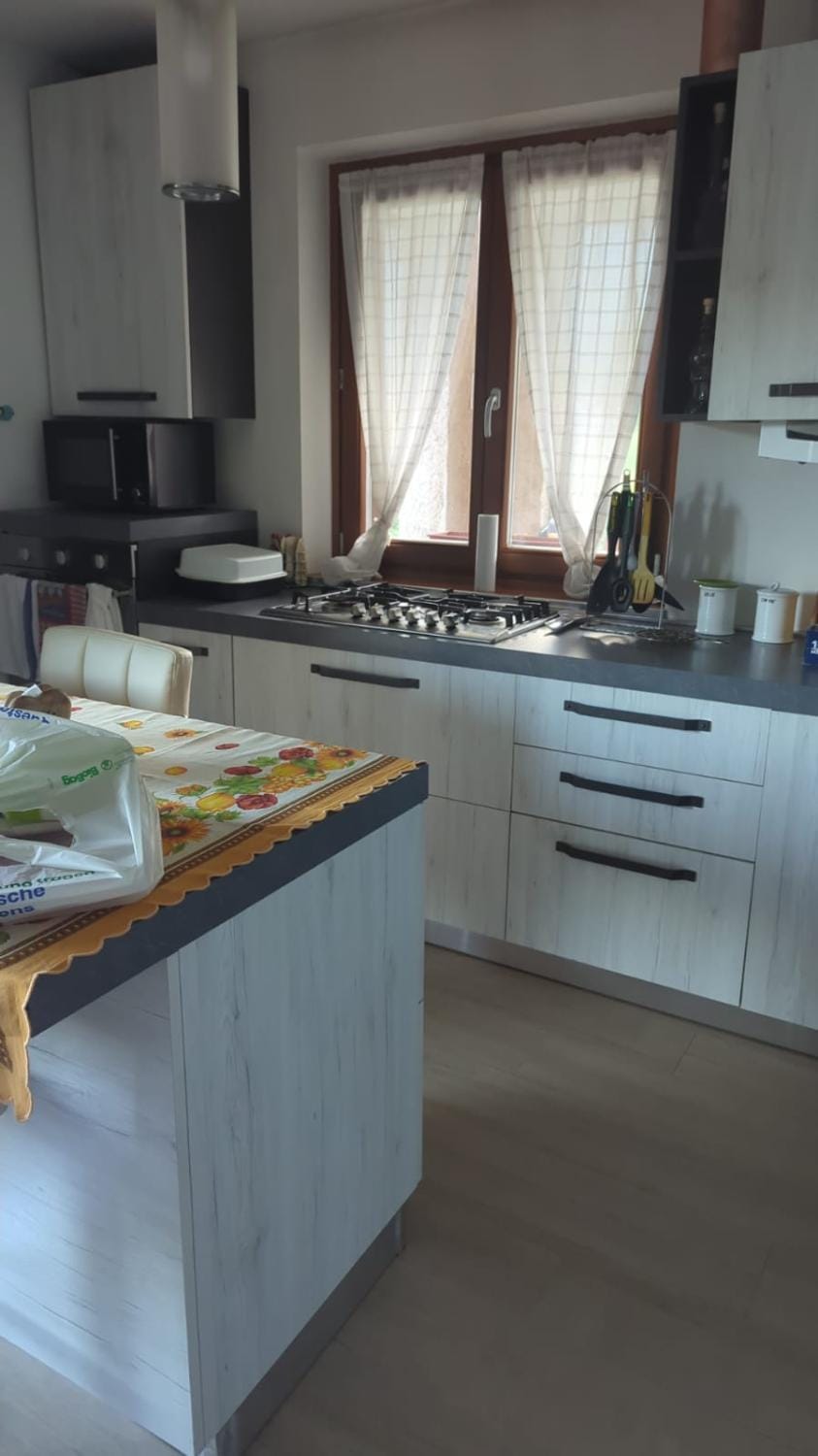 Appartamento familiare in Bivedo con vista Apartment in Province of Brescia