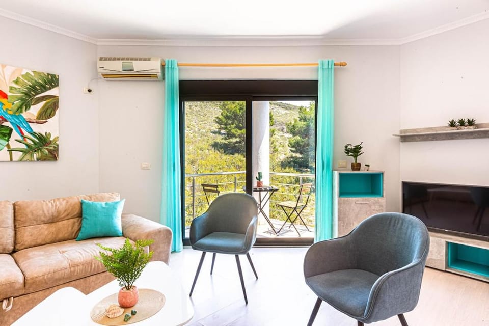 Saranda Charm 5 1BR Ap w Kitchen & Parking Apartment in Sarandë
