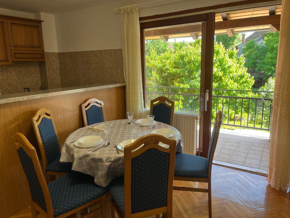 View (from property/room), Dining area