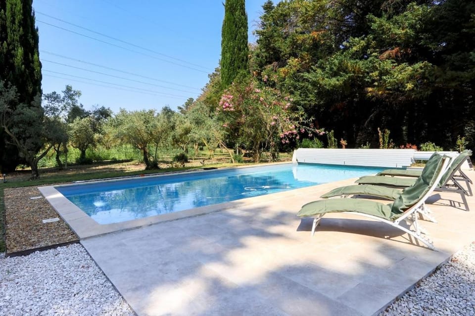 Garden, Swimming pool