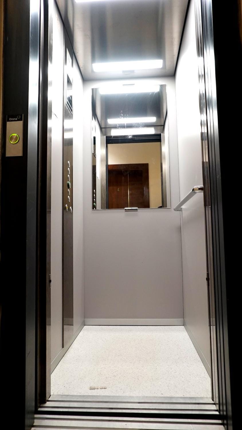 elevator