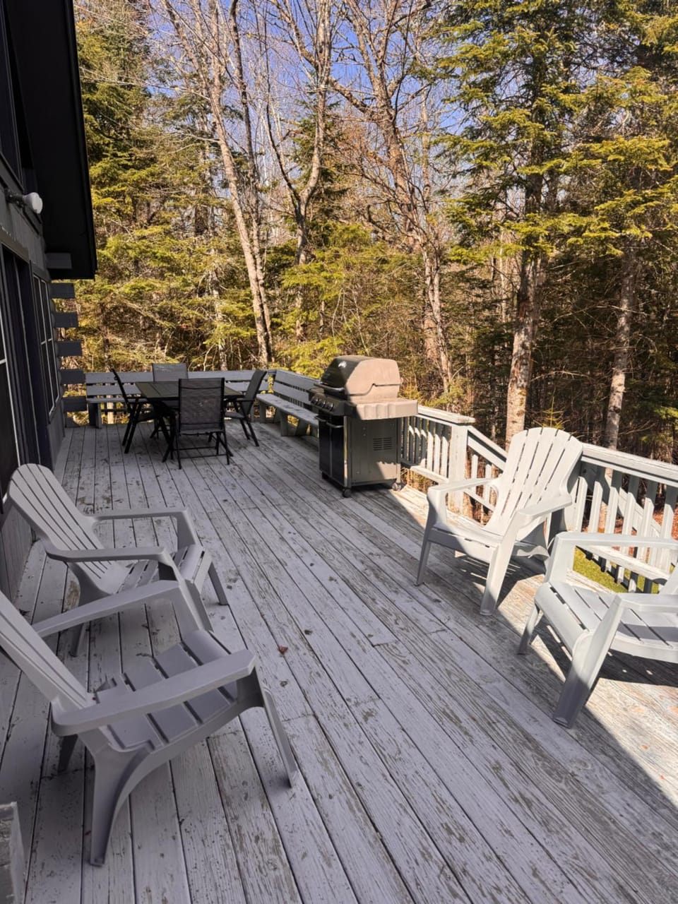 Outta Range Outta Range, A Cozy Log Home Retreat House in Rangeley Lake