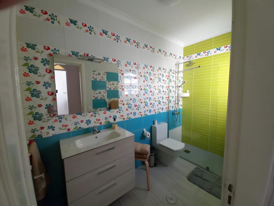 Bathroom, Living room