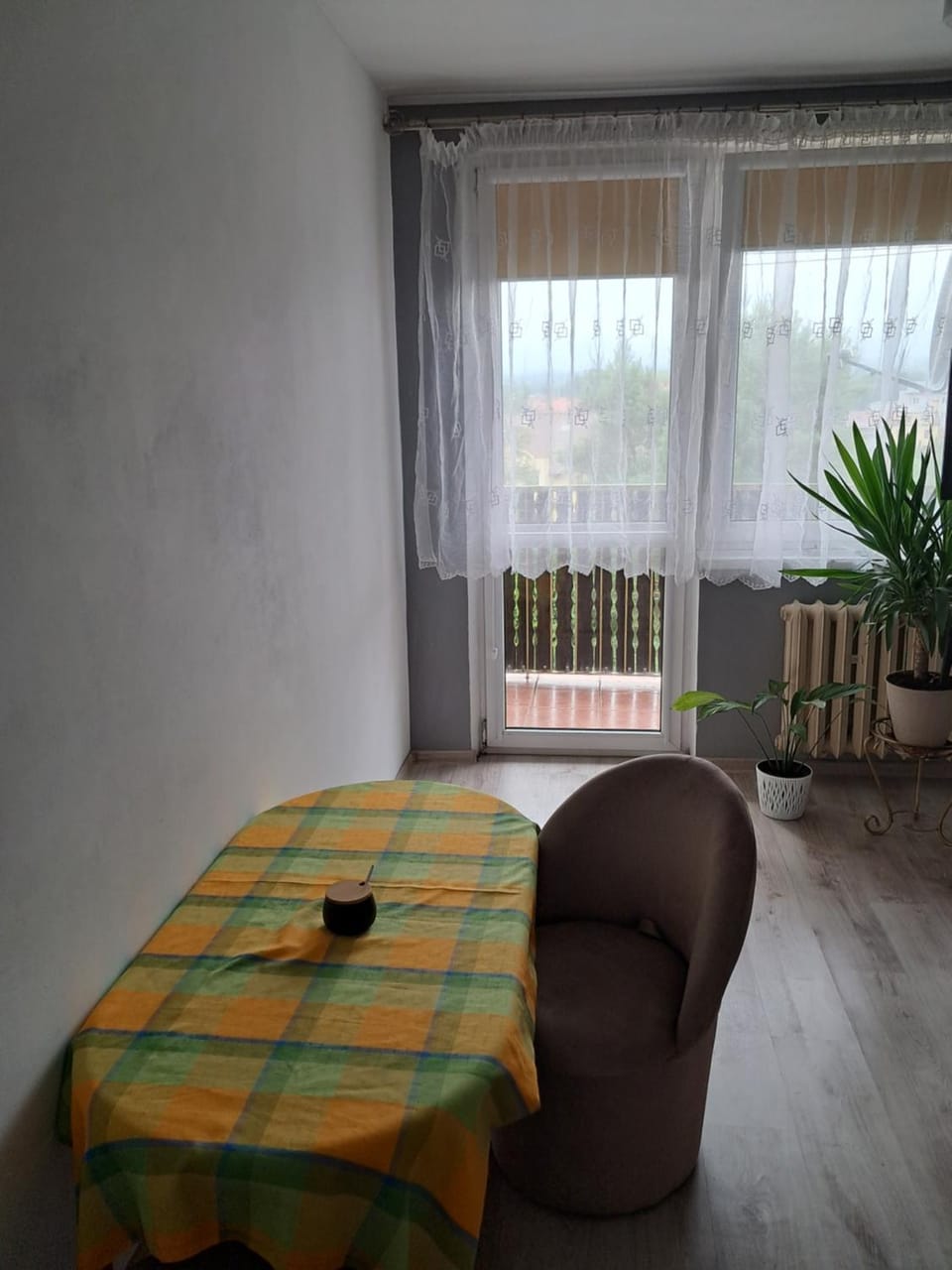 Noclegi Mieszkanie Kuchnia Żywiec Apartment in Lesser Poland Voivodeship