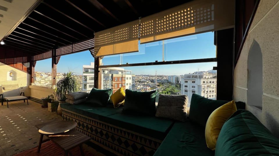 Apparemment traditionnel et moderne Apartment in Tangier