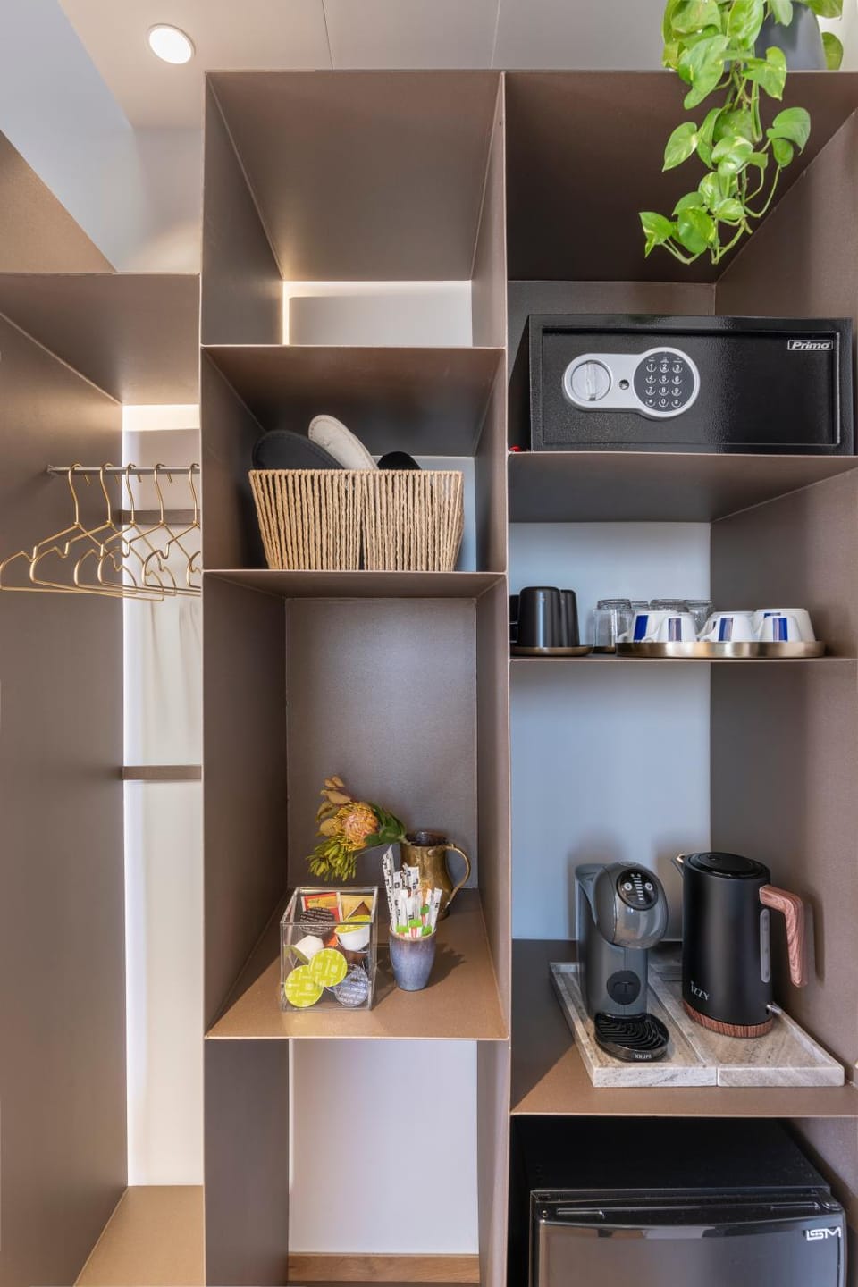 Coffee/tea facilities