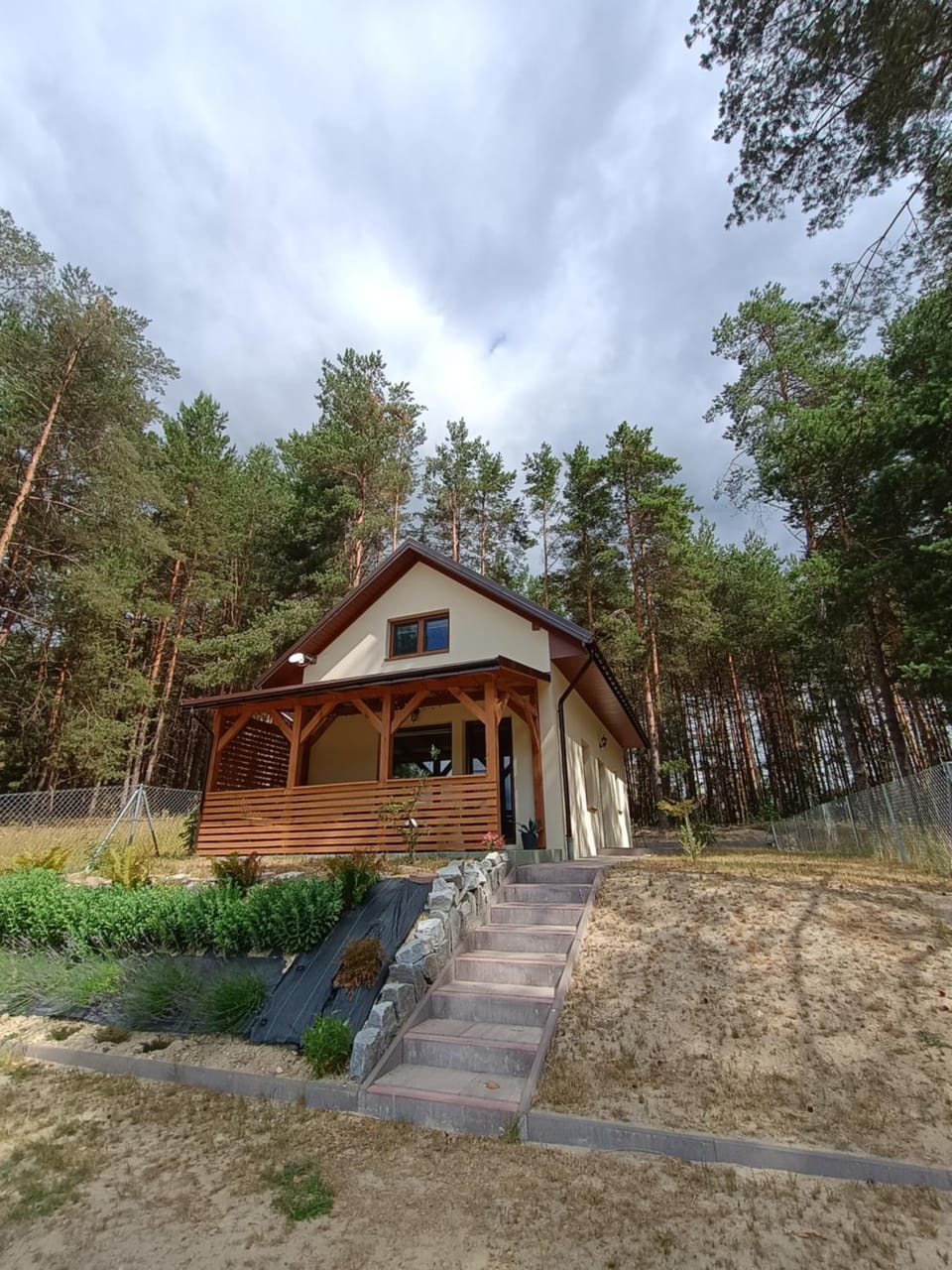 Property building, Day, Garden, Garden view