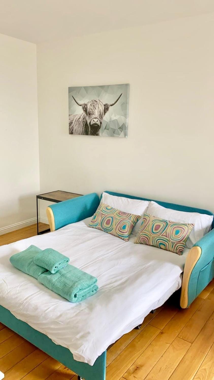 3rd floor 1 bedroom apartment in Old town Apartment in Edinburgh