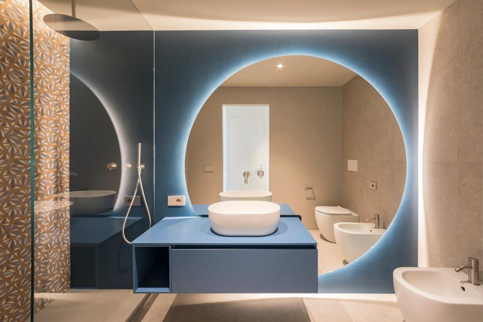 Shower, Toilet, Bathroom, bidet, towels
