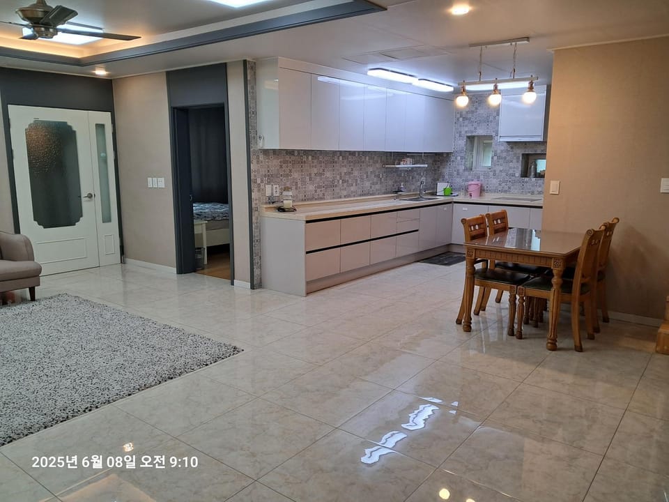 Angel B&B Bed and Breakfast in Seoul