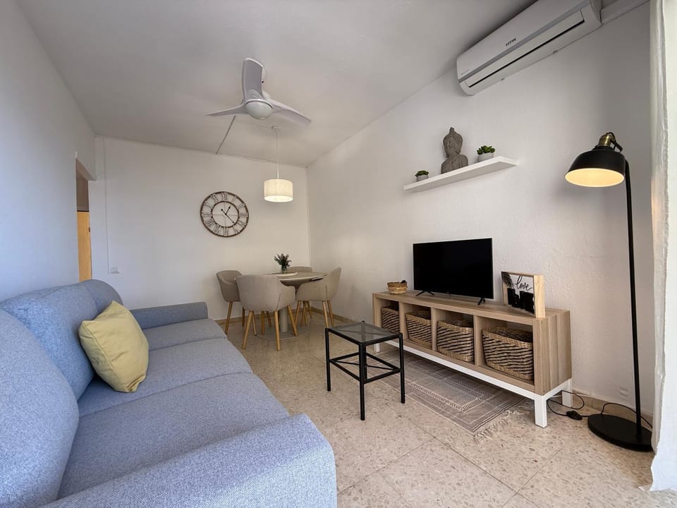 The Suite II Marbella Oceanfront Apartment - EaW Homes Apartment in Marbella