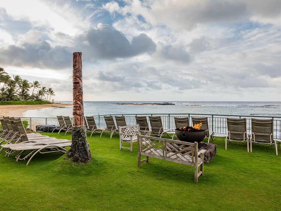 Marriott's Waiohai Beach Club 2BR Apartment with Resort Access House in Poipu
