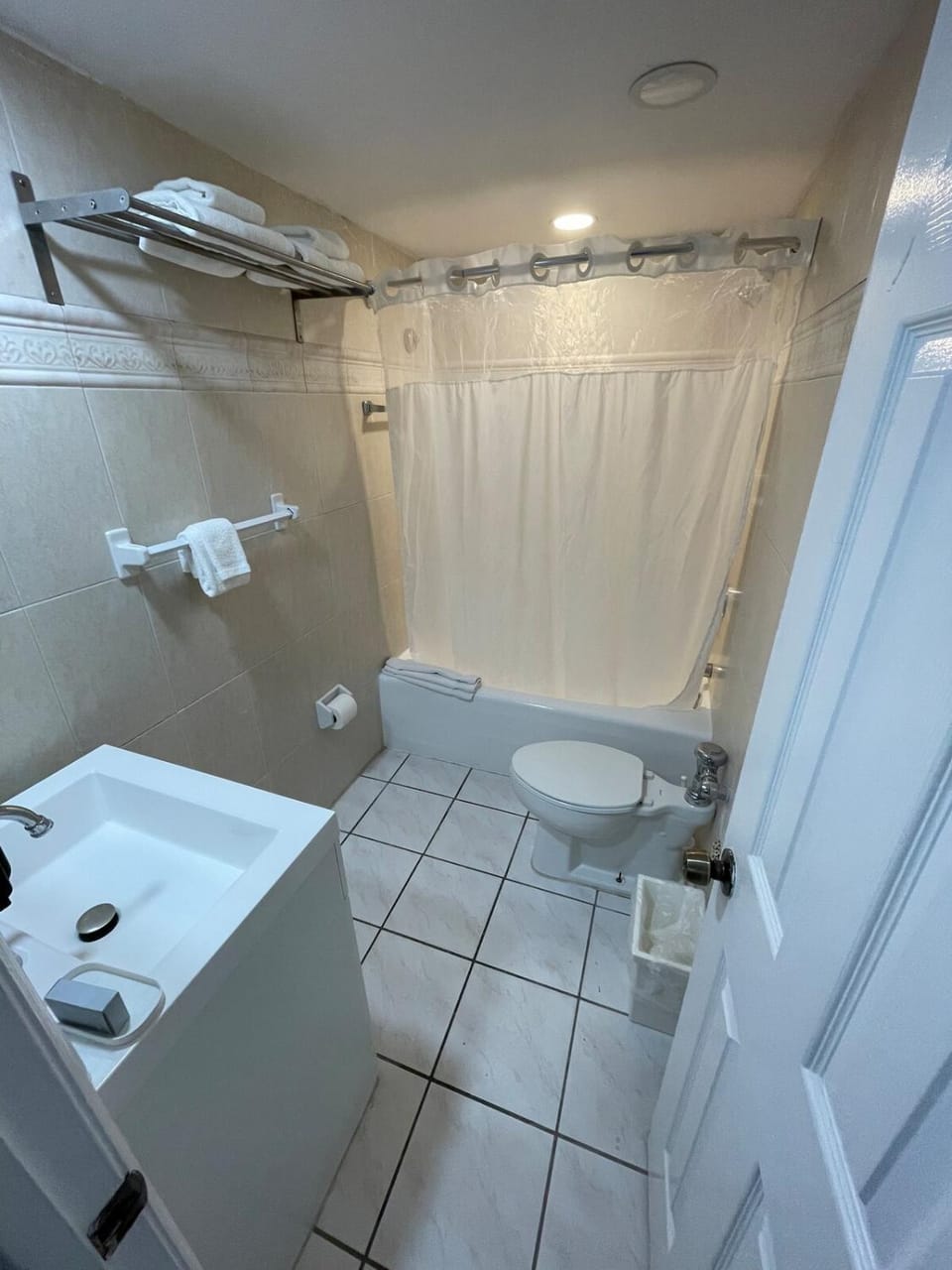 Shower, Bathroom, Bath, towels