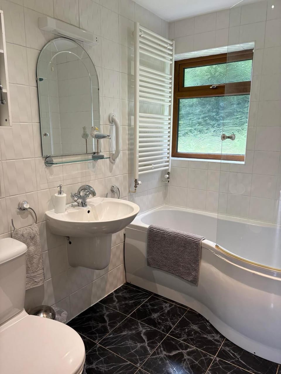 Arbour View Chalet in Hailsham